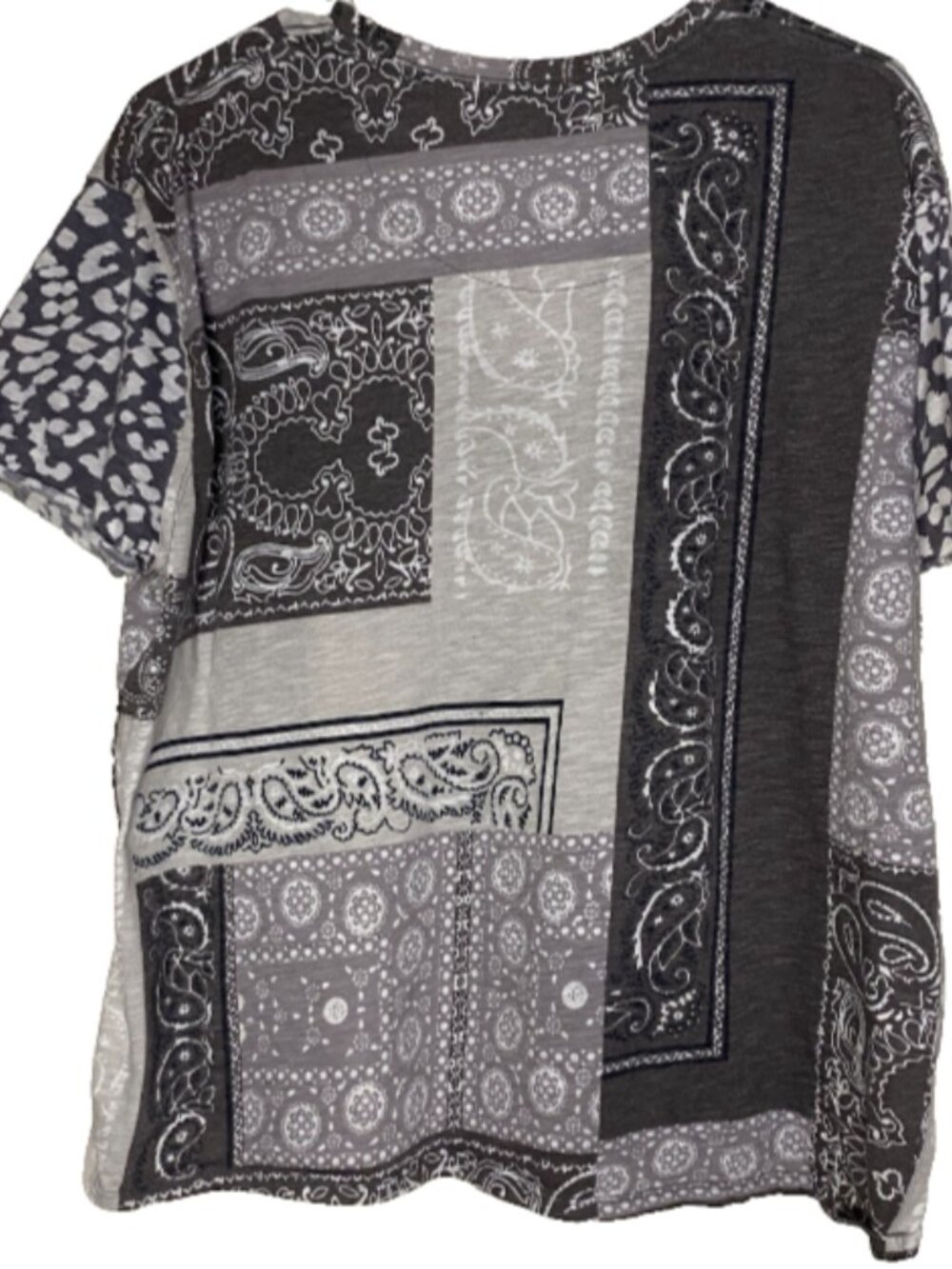 We The Free Small Women's Black White Gray Paisley Floral Top Blouse - Picture 2 of 2